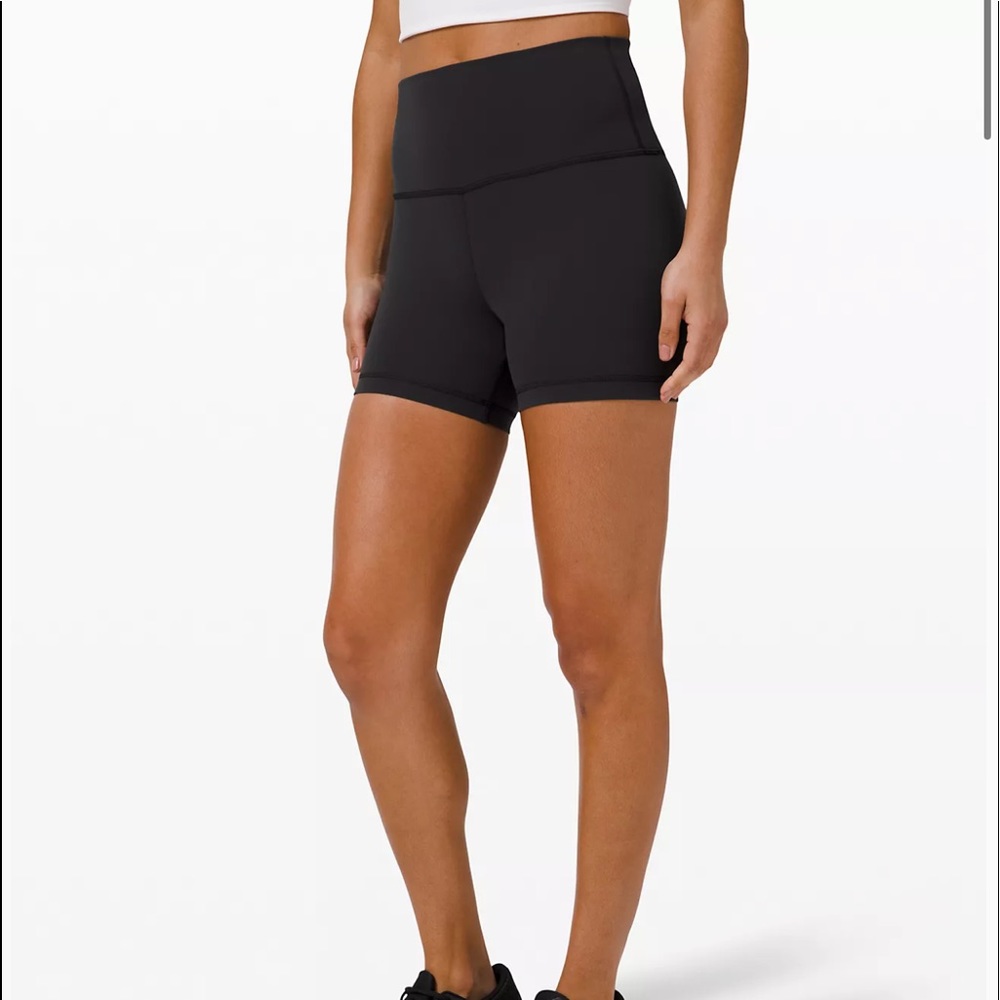 Wunder Train High-Rise Short 4"